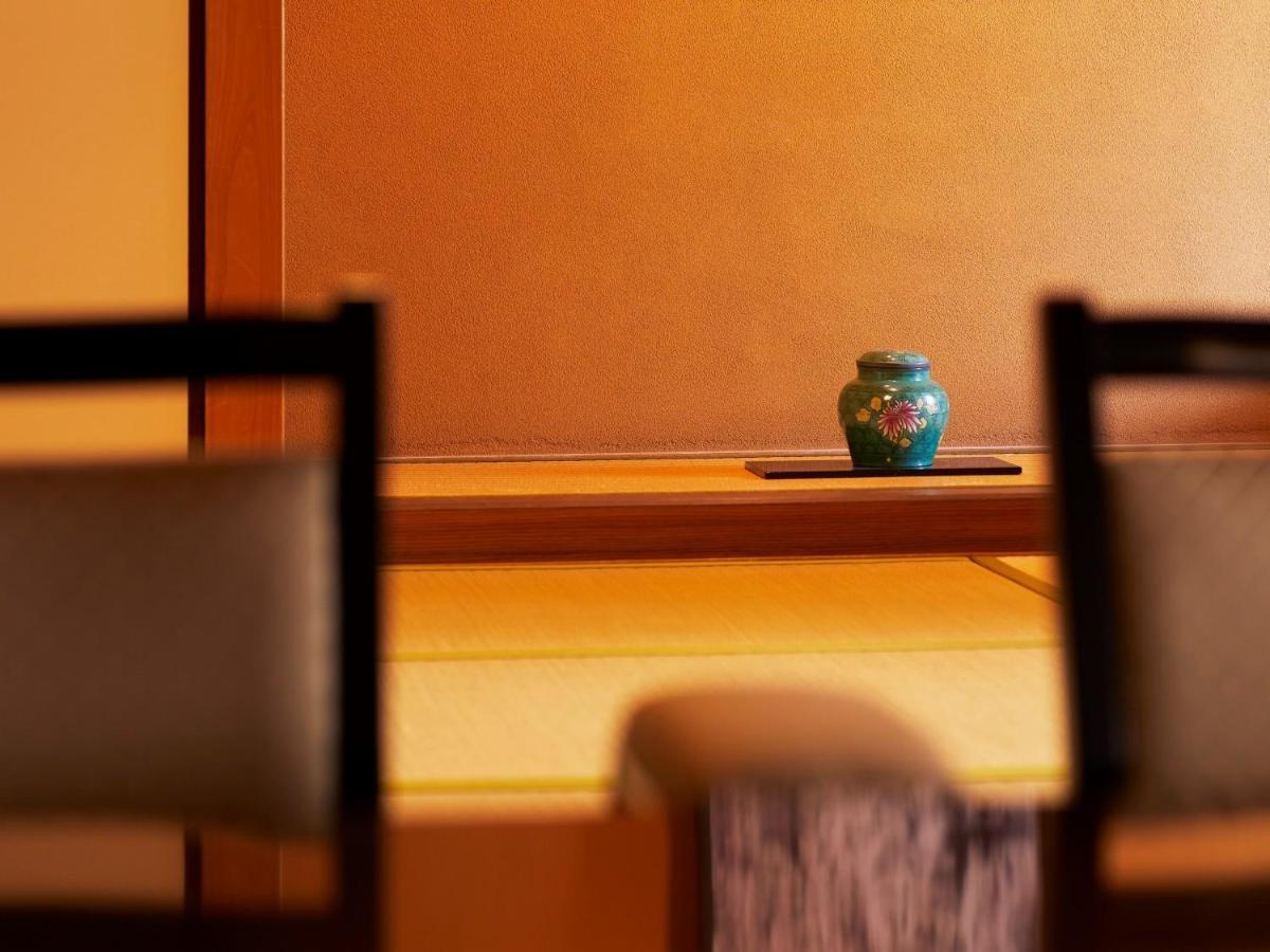 Yamatoya Honten Matsuyama  Extérieur photo
