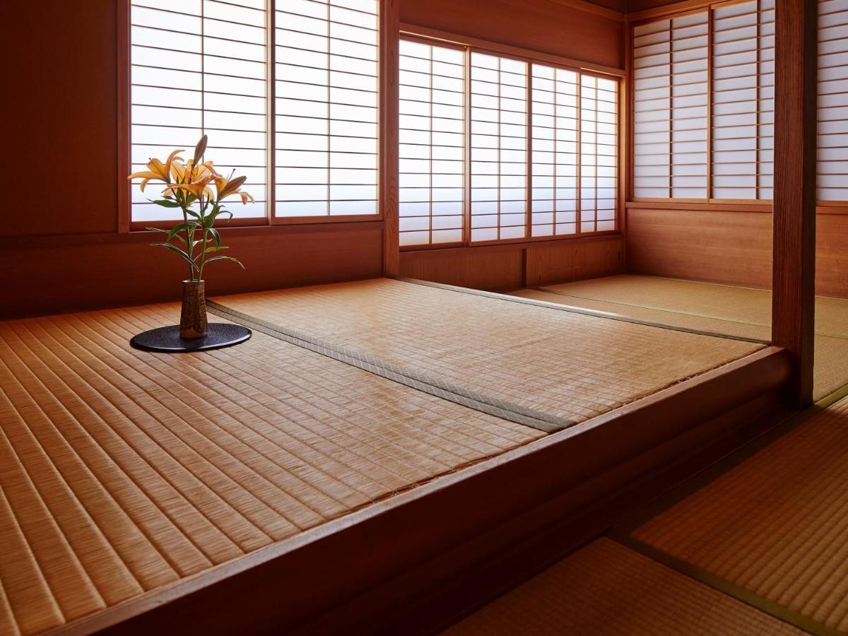 Yamatoya Honten Matsuyama  Extérieur photo