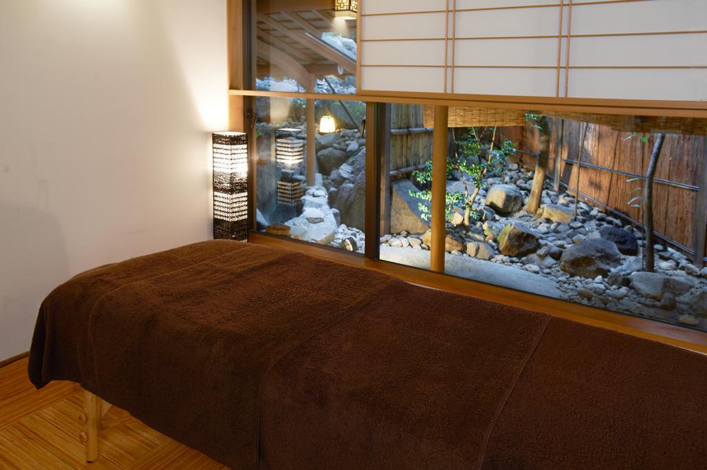 Yamatoya Honten Matsuyama  Extérieur photo