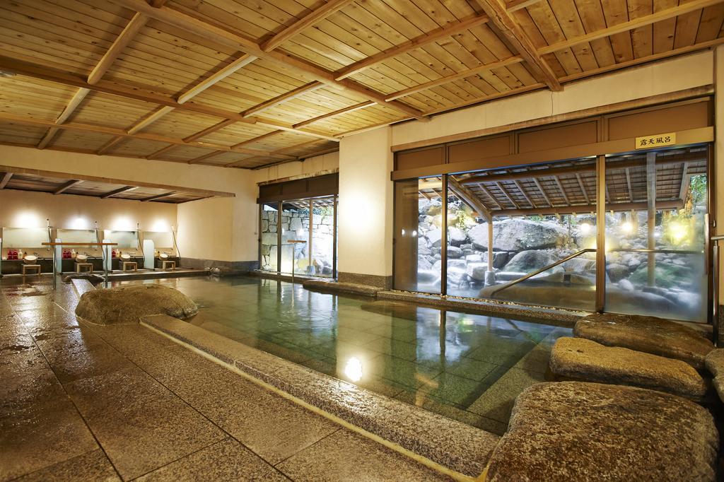 Yamatoya Honten Matsuyama  Extérieur photo